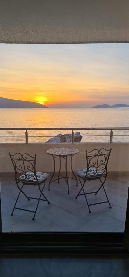 Sea Dream Apartment Vlorë Esterno foto