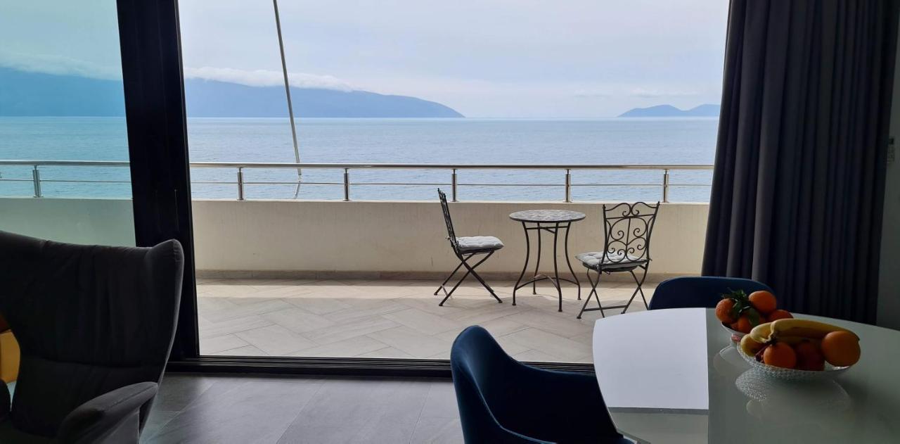 Sea Dream Apartment Vlorë Esterno foto